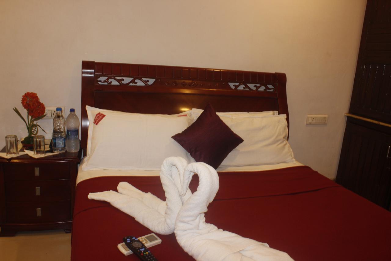 Hotel Chandra'S Visakhapatnam Exterior foto