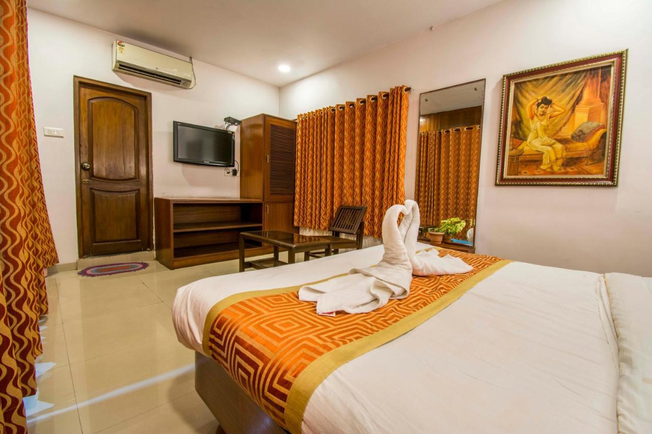 Hotel Chandra'S Visakhapatnam Exterior foto
